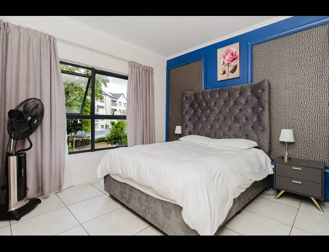1 BEDROOM APARTMENT FOR SALE IN CROWTHORNE AH